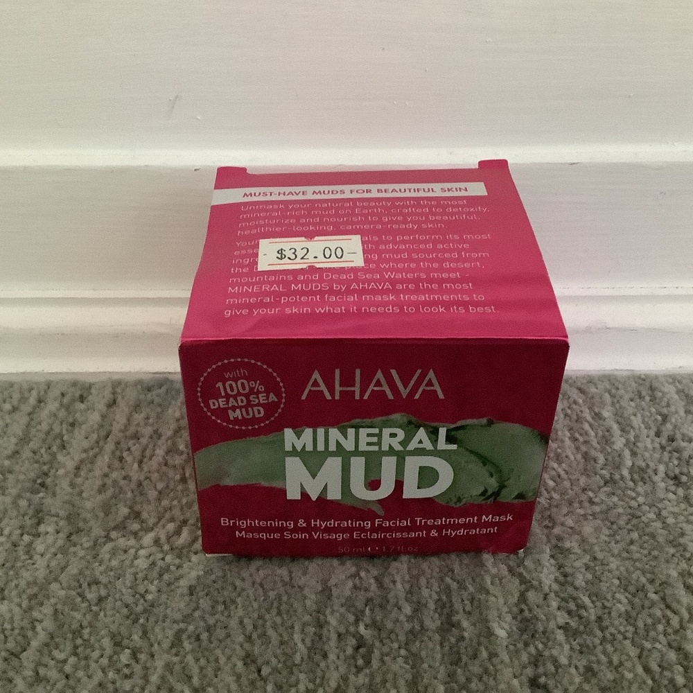 AHAVA mineral mud